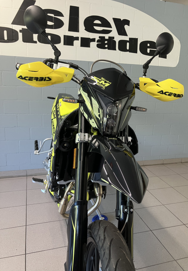 SWM SM 125 R Supermoto Neufahrzeug