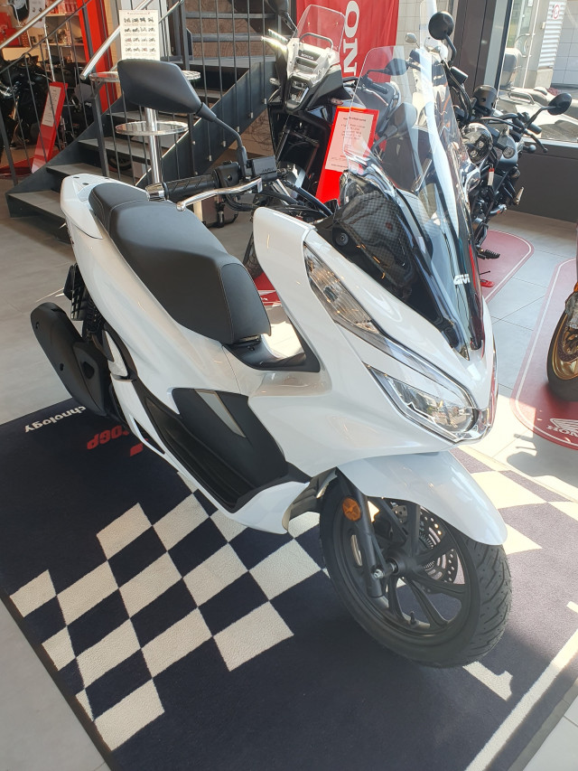 HONDA PCX 125 Scooter Used