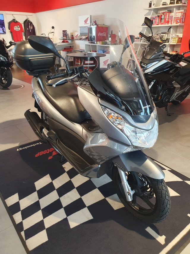 HONDA PCX 125 Roller Occasion