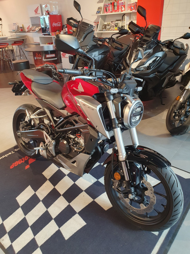 HONDA CB 125 R Naked Occasion