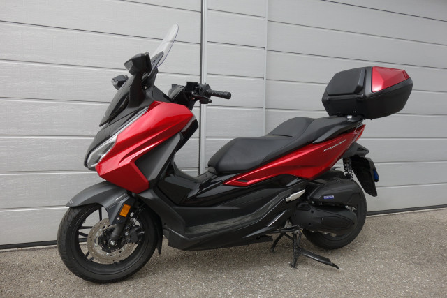 HONDA NSS 125 Forza Scooter Used