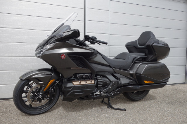 HONDA GL 1800 Gold Wing Tour Touring Occasion