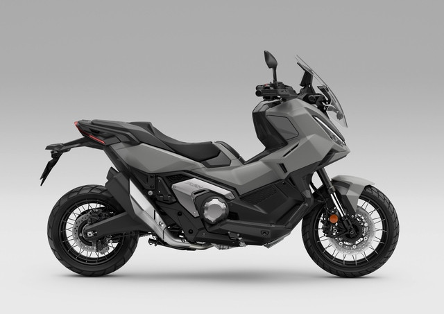 HONDA X-ADV 750 Roller Neufahrzeug