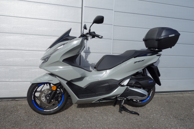 HONDA PCX 125 Roller Occasion HONDA PCX 125 Roller Occasion