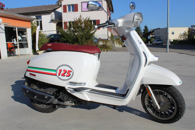 LAMBRETTA V125 Special Flex Roller Occasion