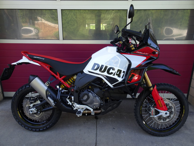 DUCATI 937 DesertX V2 Rally Enduro Occasion