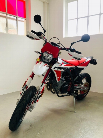 FANTIC MOTOR XMF 125 Supermoto Neufahrzeug