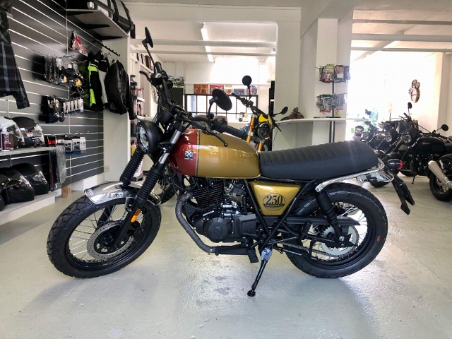 BRIXTON Cromwell 250 Retro Moto neuve