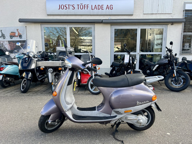 PIAGGIO Vespa 50 ET2 Roller Occasion