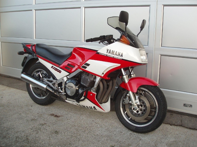 YAMAHA FJ 1200 Touring Occasion