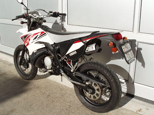 YAMAHA DT 50 X Supermotard, Supermoto, Used, CHF 2'690.-