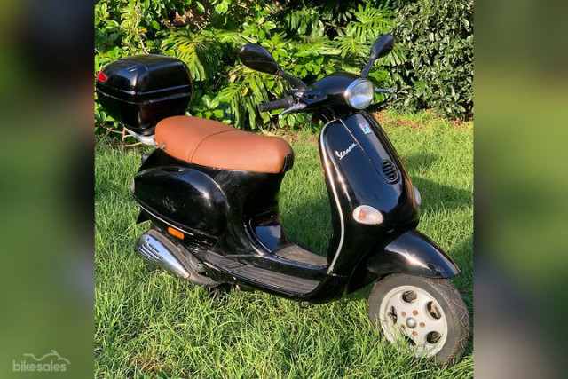 PIAGGIO Vespa 125 ET4 Roller Occasion