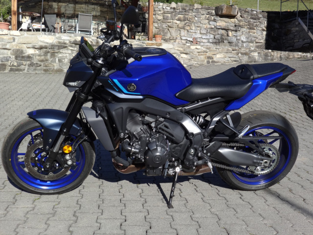 YAMAHA MT-09 Naked Vorführfahrzeug