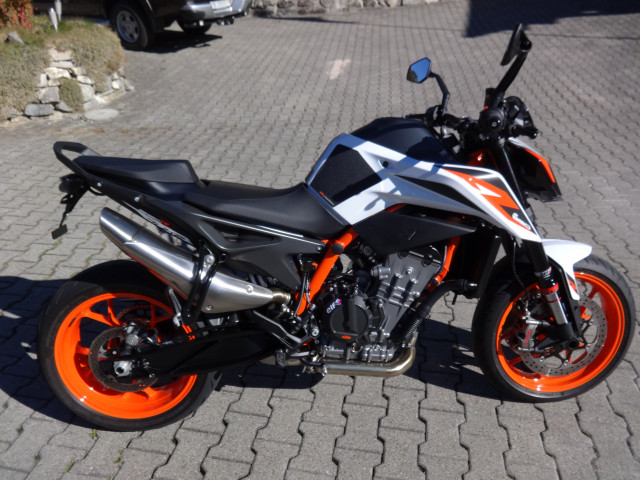 KTM 890 Duke R Naked Occasion