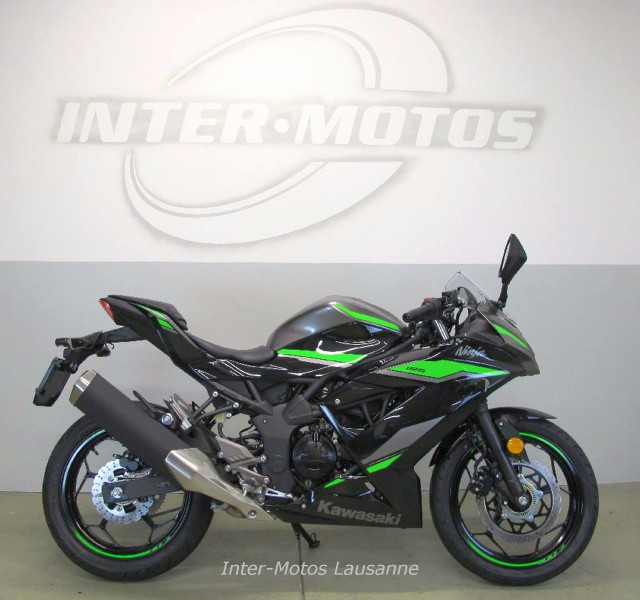 KAWASAKI Ninja 125 Sport Moto neuve