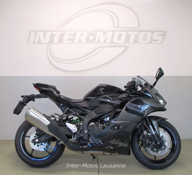 KAWASAKI Ninja ZX-4RR Sport Neufahrzeug