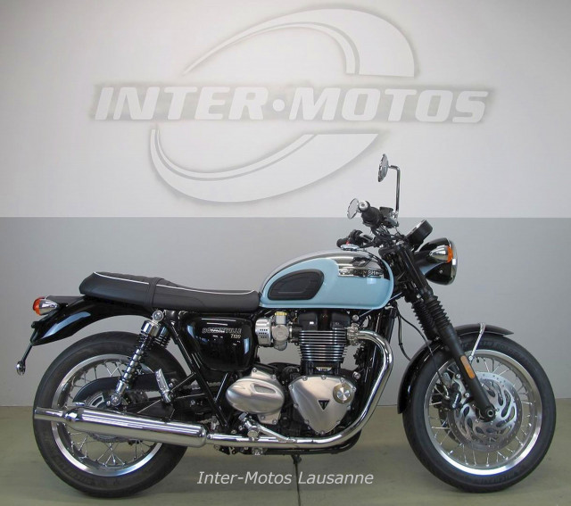 TRIUMPH Bonneville T120 Gold Line Retro Moto nuova