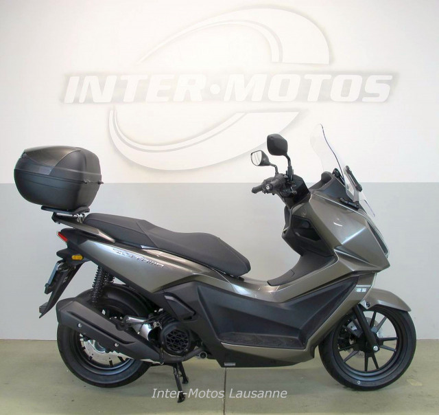 KYMCO Skytown 125 Scooter Moto neuve