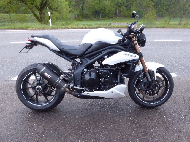 TRIUMPH Speed Triple 1050 Naked Used