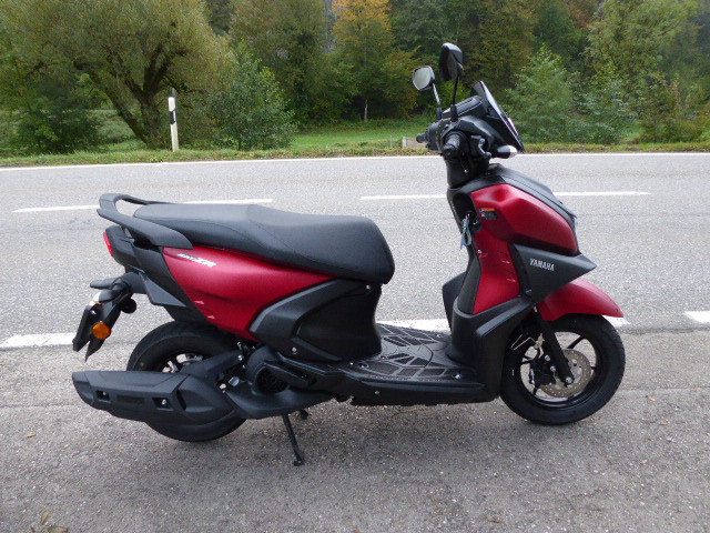 YAMAHA LCG 125 RayZR Scooter Occasion