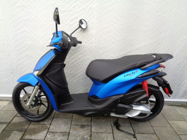 PIAGGIO Liberty 125 Scooter Moto nuova