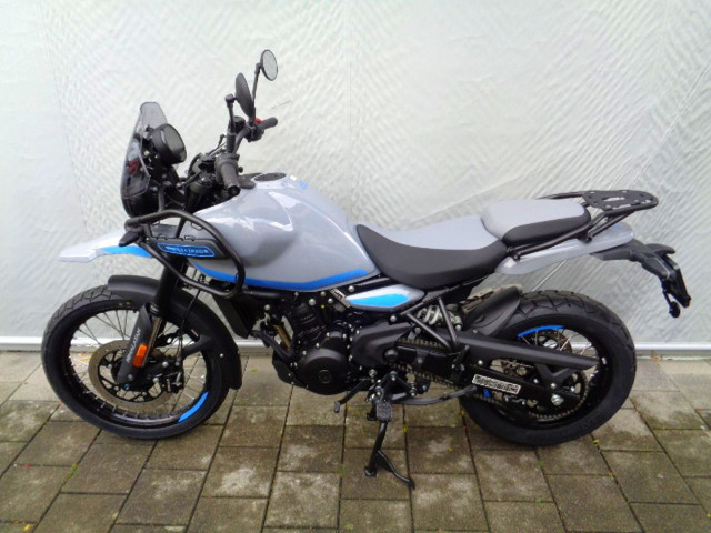 ROYAL-ENFIELD Himalayan 452 Enduro Neufahrzeug