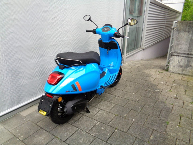 PIAGGIO Vespa Sprint 125 S Roller Occasion