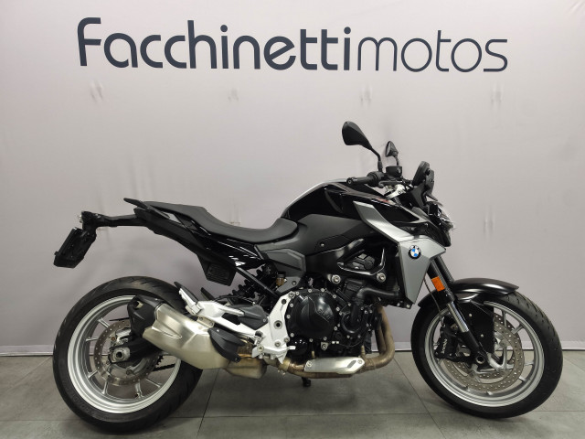 BMW F 900 R Naked Occasion