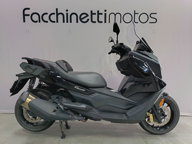 BMW C 400 GT Triple Black Roller Vorführfahrzeug