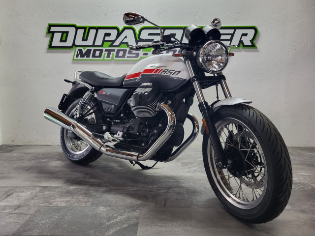 MOTO GUZZI V7 850 Special Retro Moto nuova