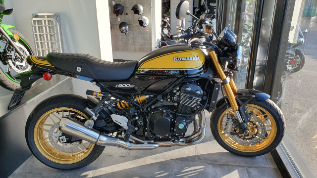 KAWASAKI Z 900 RS SE Retro Neufahrzeug