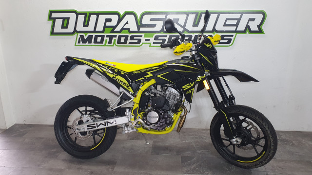 SWM SM 125 R Supermoto Neufahrzeug