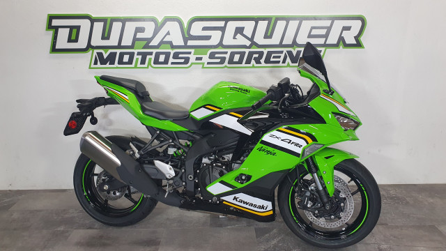 KAWASAKI Ninja ZX-4RR Sport Neufahrzeug