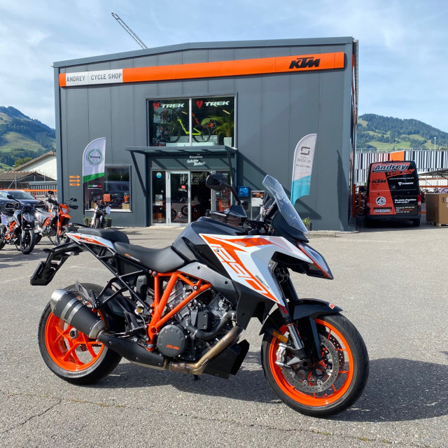 KTM 1290 Super Duke GT Touring Usato