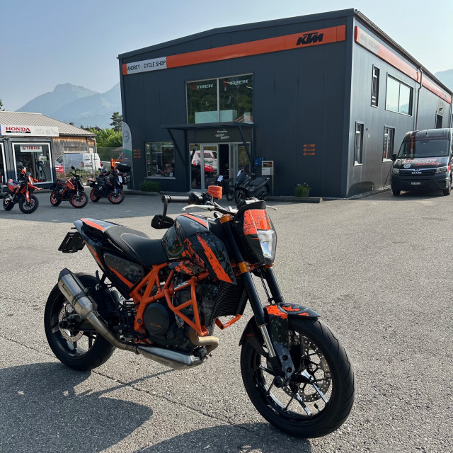 KTM 690 Duke R Naked Occasion
