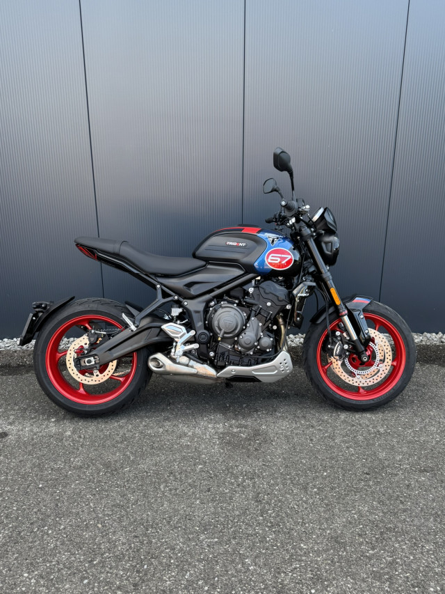 TRIUMPH Trident 660 Triple Tribute Edition Naked Vorführfahrzeug