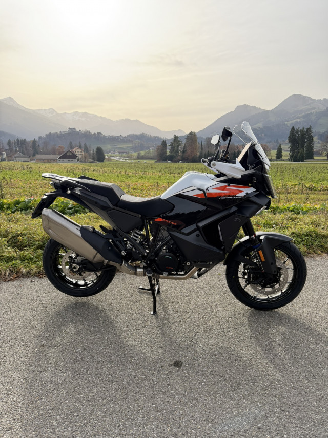 KTM 1390 Super Adventure S Evo Enduro Neufahrzeug