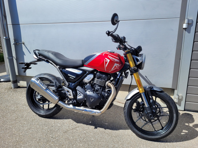 TRIUMPH Speed 400 Retro Neufahrzeug TRIUMPH Speed 400 Retro Neufahrzeug