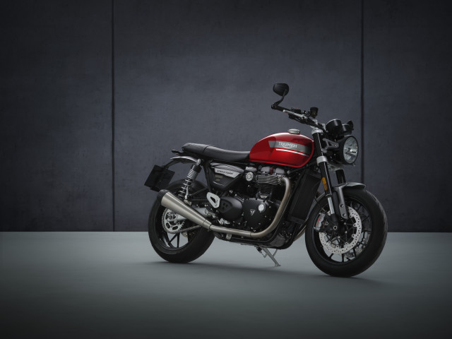 TRIUMPH Speed Twin 1200 Retro Neufahrzeug