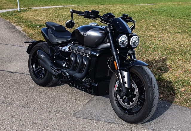 TRIUMPH Rocket 3 GT Triple Black Custom Occasion