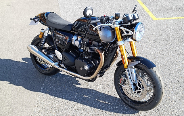 TRIUMPH Thruxton 1200 RS Retro Neufahrzeug