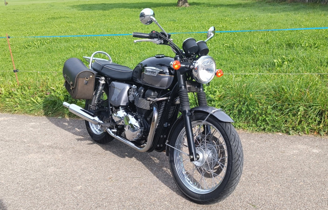 TRIUMPH Bonneville 900 Retro Occasion