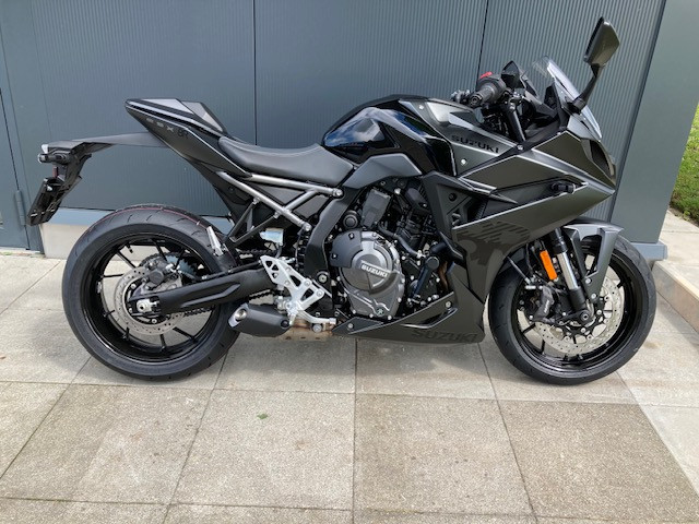 SUZUKI GSX-8R Sport Neufahrzeug