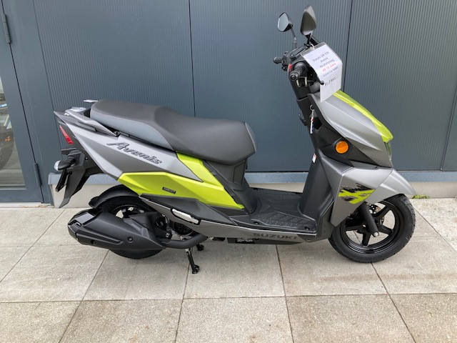 SUZUKI UN 125 Avenis Roller Neufahrzeug