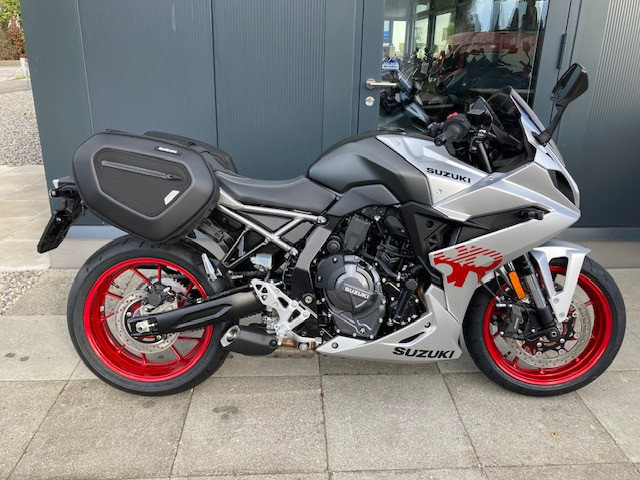 SUZUKI GSX-8R Sport Neufahrzeug