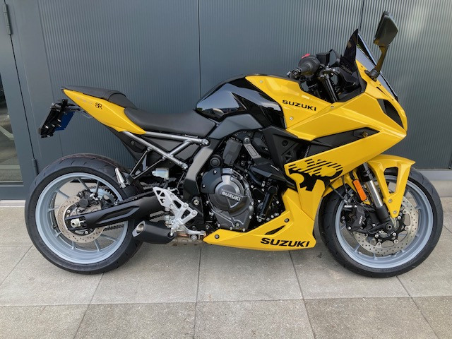 SUZUKI GSX-8R Sport Neufahrzeug