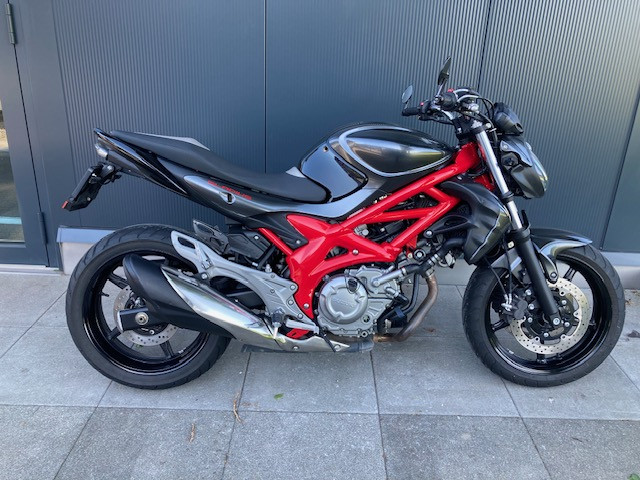SUZUKI SFV 650 Gladius L1/L2/L3/L4/L5 Naked Occasion