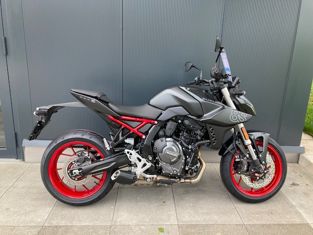 SUZUKI GSX-8S Naked Neufahrzeug