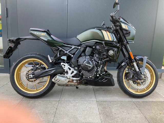 SUZUKI GSX-8TT Retro Neufahrzeug