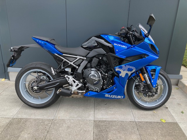 SUZUKI GSX-8R Sport Occasion
